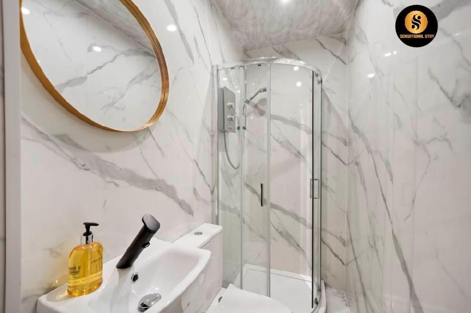 4 Bedrooms Apartment By Sensational Stay Short Lets & Serviced Accommodation Εδιμβούργο Εξωτερικό φωτογραφία