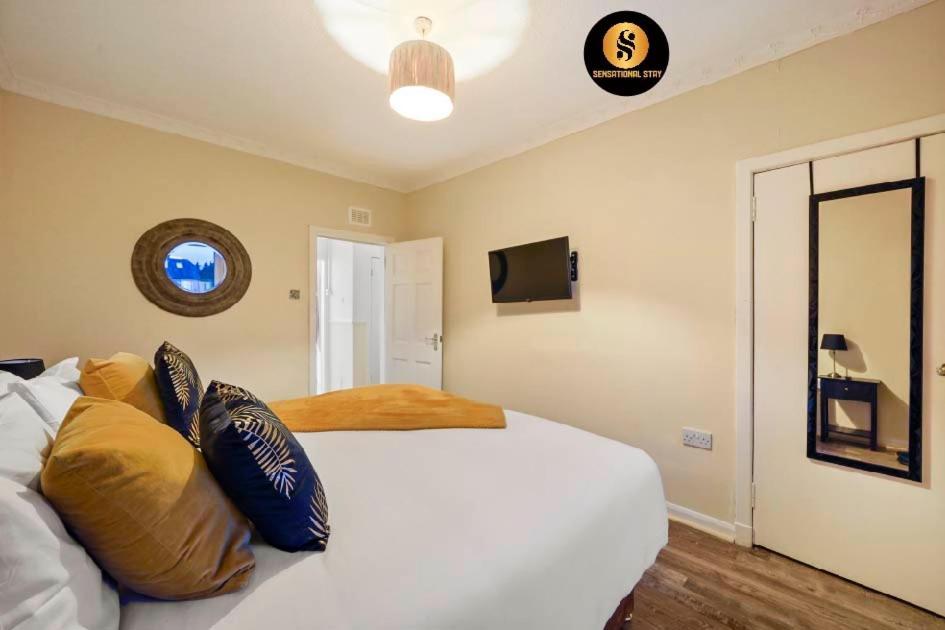 4 Bedrooms Apartment By Sensational Stay Short Lets & Serviced Accommodation Εδιμβούργο Εξωτερικό φωτογραφία