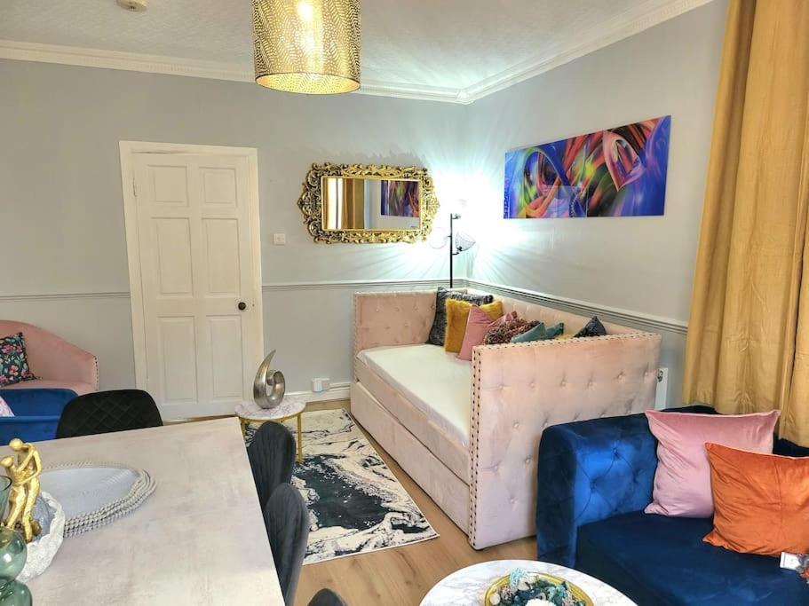 4 Bedrooms Apartment By Sensational Stay Short Lets & Serviced Accommodation Εδιμβούργο Εξωτερικό φωτογραφία