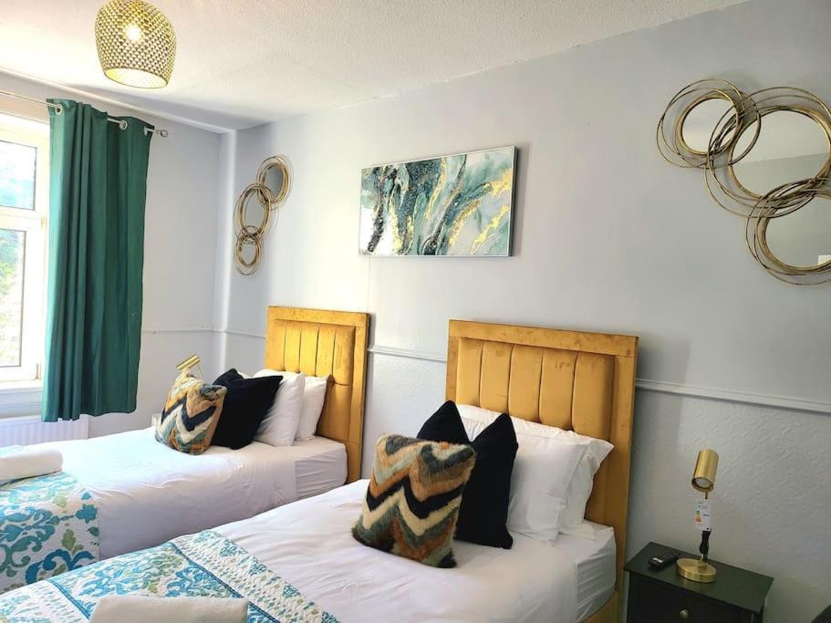4 Bedrooms Apartment By Sensational Stay Short Lets & Serviced Accommodation Εδιμβούργο Εξωτερικό φωτογραφία